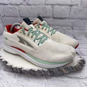 Altra Escalante 3 Women's Size 10.5 Running Shoes White Foot Shape Athletic